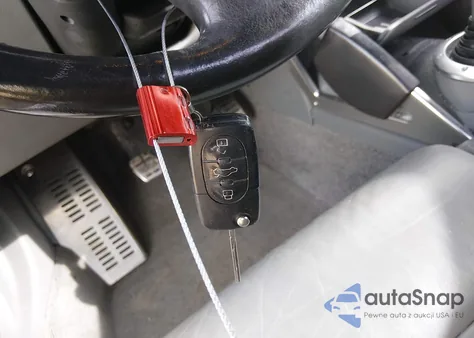 2001 Audi Tt z USA, uszkodzony, nr VIN TRUUT28N511041455